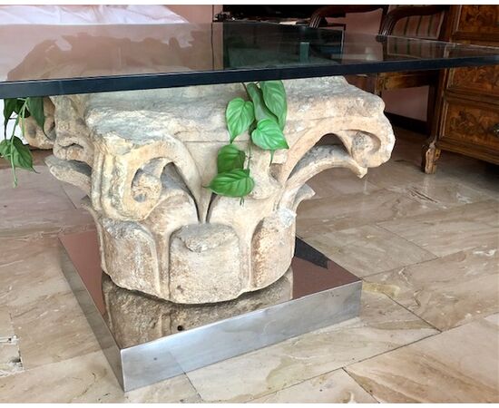 Romanesque capital