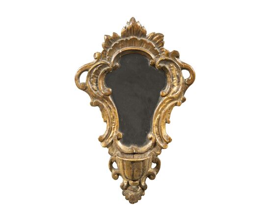 Gilded wooden stoup. Italy, 18th century.