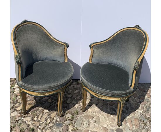 Pair of swivel armchairs in lacquered and painted wood. Venice, 18th century.