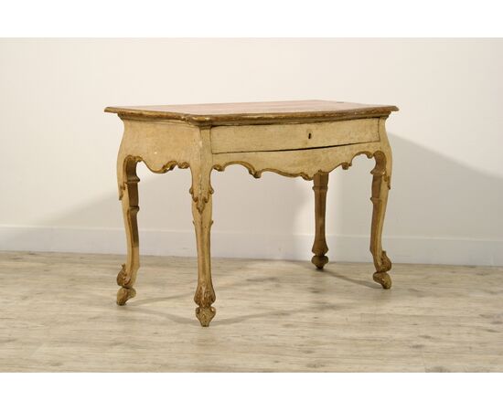 Consolle in legno laccato e dorato, Marche, primi anni del XVIII secolo, Epoca barocca