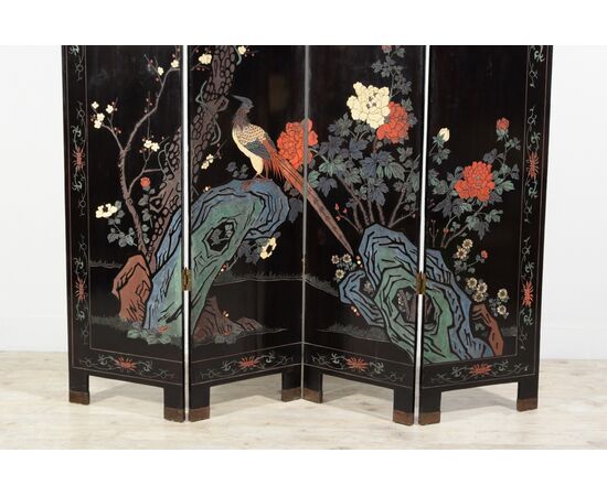 RISERVATO Paravento orientale in legno decorato con lacca Coromandel, primi anni del XX secolo