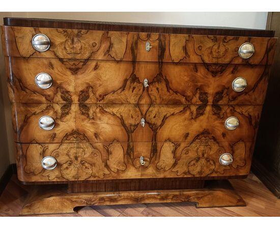 Art Deco Chest of Drawers