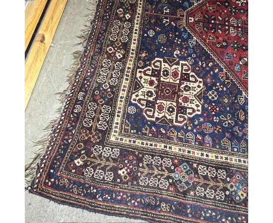 Antique Persian Ashfar rug 1930. Measures 266 x 180. In shades of red and blue.