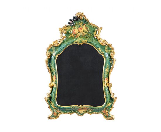 Small carved, lacquered, and painted wooden mirror. Venice, 18th century.