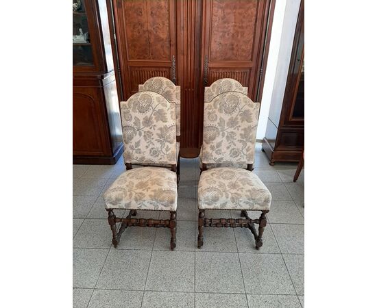 Spool chairs