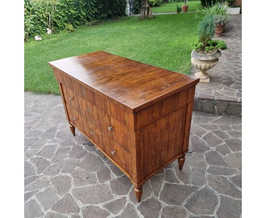 Cassettone faentino in noce Carlo X  1810