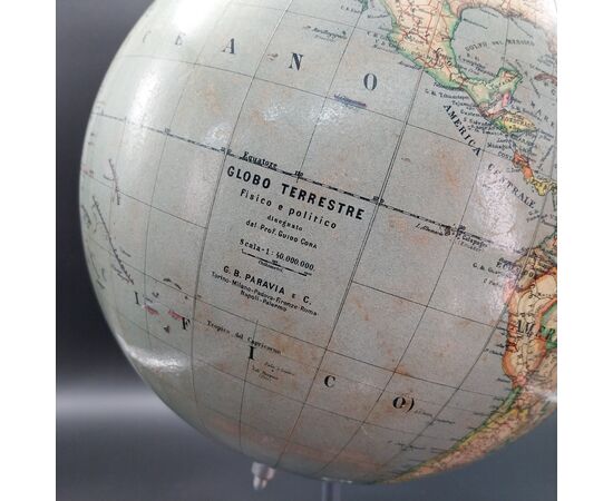 G.B. Paravia globe, circa 1920.