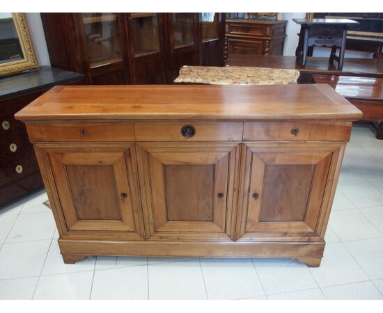 RESTORED CHERRY WOOD THREE-DOOR CUPBOARD, 19TH CENTURY