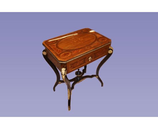 Stupenda toilette francese del 1800 Napoleone III con bronzi e intarsi