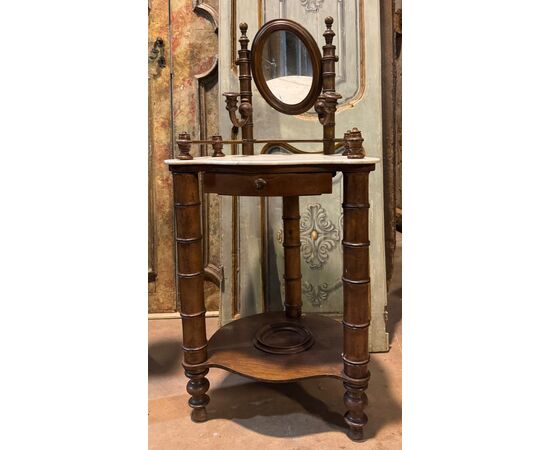 ARM254 - Toilette in legno, epoca '800, provenienza Piemonte, misure cm L 60 x H 125 x P 49