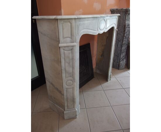 LOUIS PHILIPPE MARBLE FIREPLACE, LATE 19TH CENTURY, FRANCE, cm W113xD34xH99