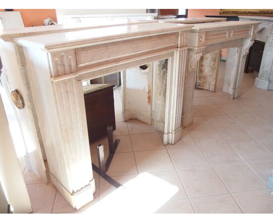 NEO-CLASSICAL FIREPLACE IN CARRARA MARBLE, FRANCE, 19TH CENTURY, L127xP35xH106 cm