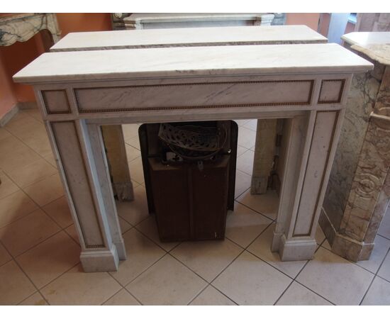 WHITE CARRARA MARBLE FIREPLACES EMPIRE STYLE 19th CENTURY