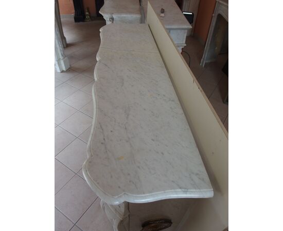 CARRARA WHITE MARBLE FIREPLACE LOUIS XV STYLE 19TH CENTURY FRANCE cm L136xP37xH108