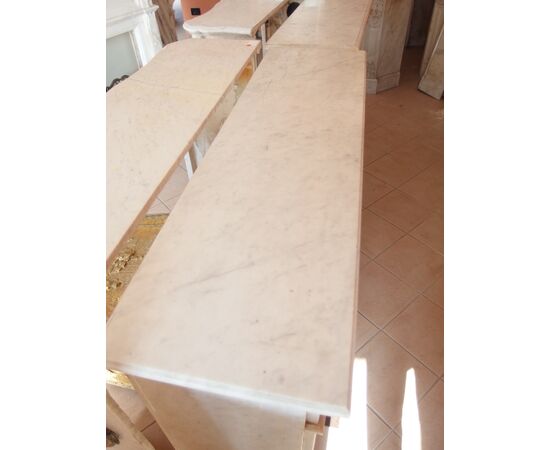 NEO-CLASSICAL FIREPLACE IN CARRARA MARBLE, FRANCE, 19TH CENTURY, L127xP35xH106 cm