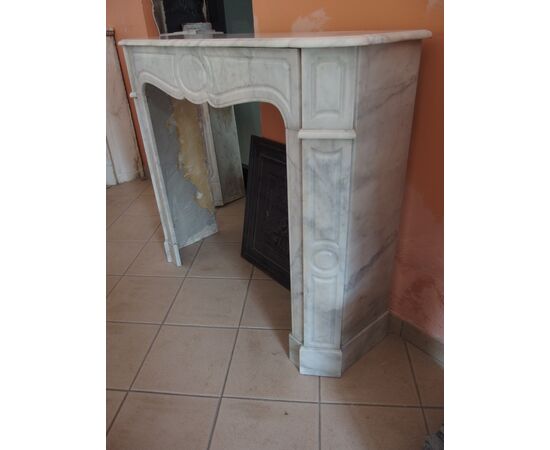 LOUIS PHILIPPE MARBLE FIREPLACE, LATE 19TH CENTURY, FRANCE, cm W113xD34xH99