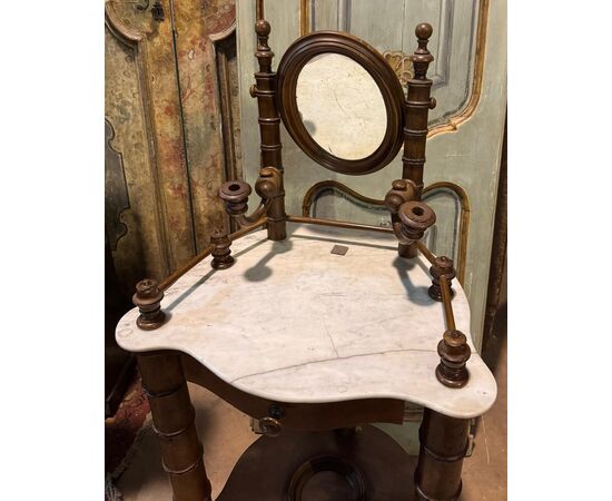 ARM254 - Toilette in legno, epoca '800, provenienza Piemonte, misure cm L 60 x H 125 x P 49