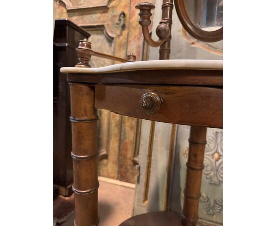 ARM254 - Toilette in legno, epoca '800, provenienza Piemonte, misure cm L 60 x H 125 x P 49