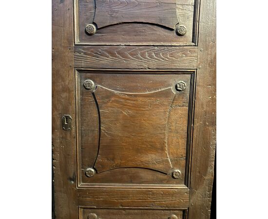 PTCI563 - Antique larch wood front door, 19th century, dimensions cm W 86 x H 197