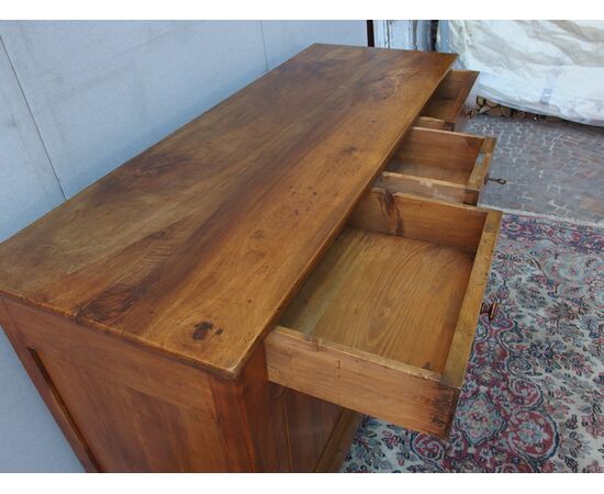 Restored 19th-century walnut sideboard with two doors and three drawers, dimensions: L150xW54xH103 cm