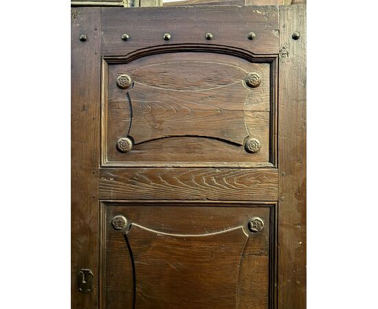 PTCI563 - Antique larch wood front door, 19th century, dimensions cm W 86 x H 197