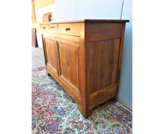 Restored 19th-century walnut sideboard with two doors and three drawers, dimensions: L150xW54xH103 cm