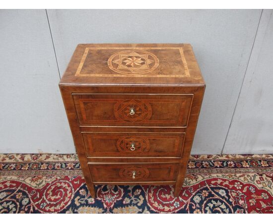 SMALL LOUIS XVI STYLE INLAID CHEST OF DRAWERS, 18TH CENTURY - L54xP34xH80 cm