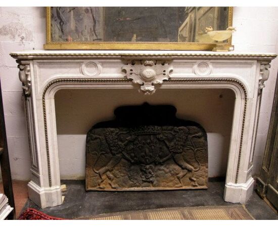 chm425 800 marble fireplace with brass profiles, mission style. max 178 cm xh 112, prof. 43 cm -