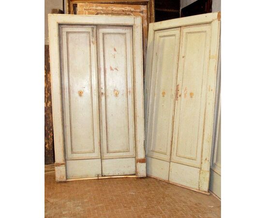 pts462 three double doors with frame, mis. 124 x 220