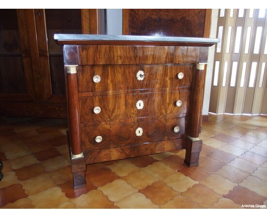 EMPIRE STYLE WALNUT VENEERED CHEST OF DRAWERS, 19TH CENTURY