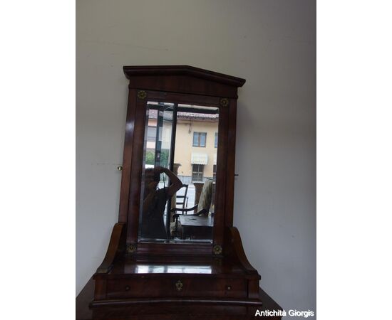 COMO' TOILET WITH EMPIRE STYLE MIRROR