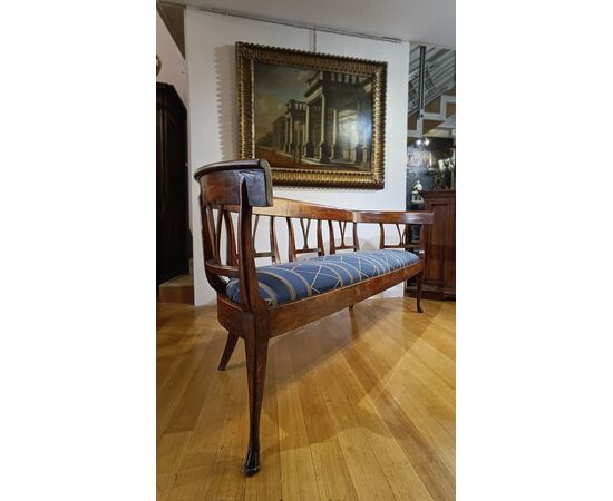 DIRECTOIRE WALNUT SOFA, LATE 18TH CENTURY