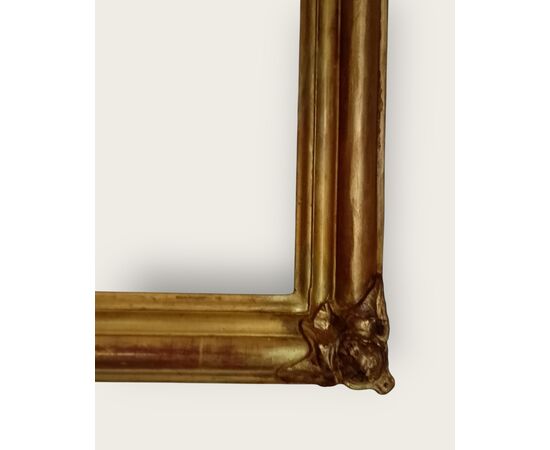 Frame with cherubs