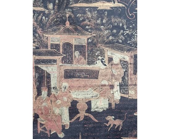Hand-painted oriental lacquer tray with genre scenes, late 19th – early 20th century