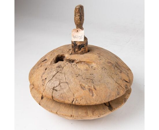 Antique well pulley - O/6219/1 -