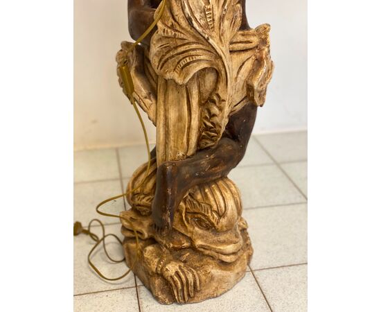 Moro veneziano scultura in legno scolpito  laccato   sei lumi . XIX secolo
