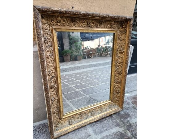 Specchiera in legno dorato cm. 55 x 70