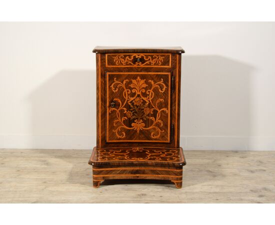 VENDUTO ????, Inginocchiatoio in legno intarsiato, Torino, XVIII secolo
