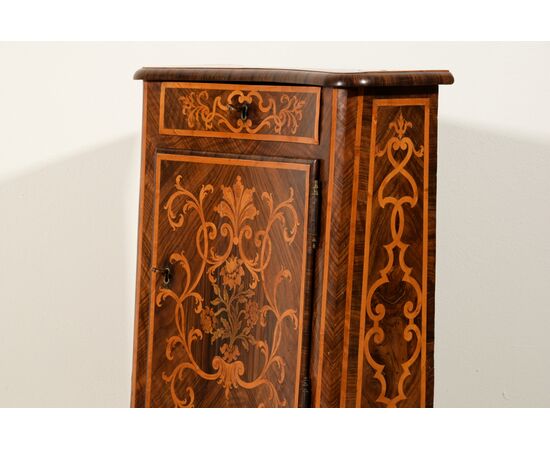 VENDUTO ????, Inginocchiatoio in legno intarsiato, Torino, XVIII secolo