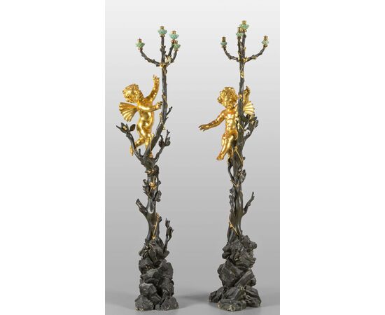 Coppia di grandi candelabri a quattro luci in legno laccato e dorato, Genova, primi anni del XIX secolo