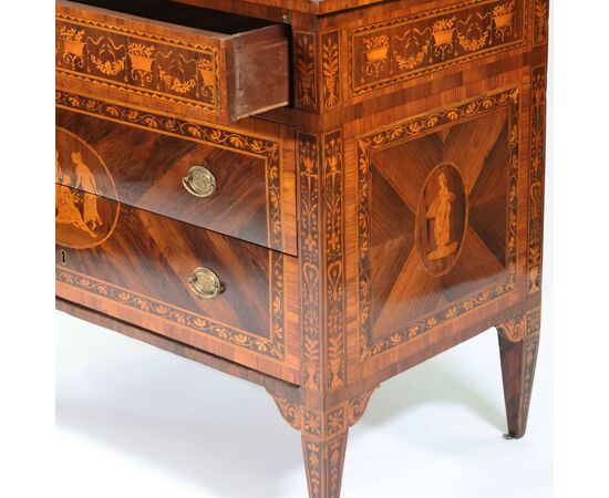 Rosewood veneered and inlaid chest of drawers in various woods, Lombardy, late 18th century