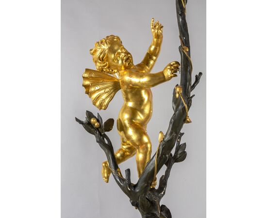 Coppia di grandi candelabri a quattro luci in legno laccato e dorato, Genova, primi anni del XIX secolo