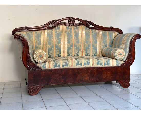 Lombardo Carlo X boat-shaped sofa. Restored 19th century