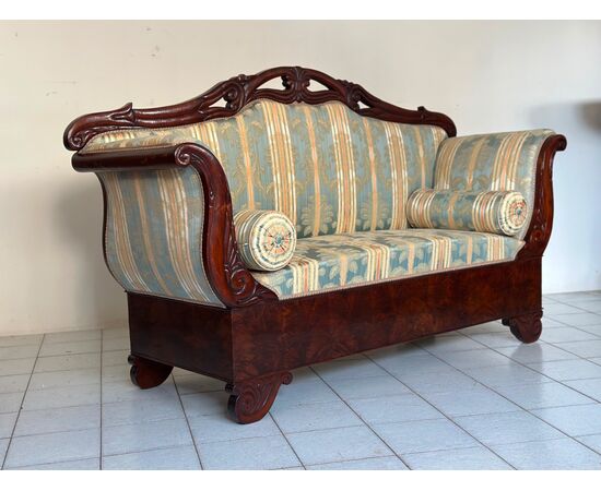 Lombardo Carlo X boat-shaped sofa. Restored 19th century