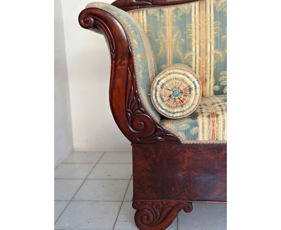 Lombardo Carlo X boat-shaped sofa. Restored 19th century