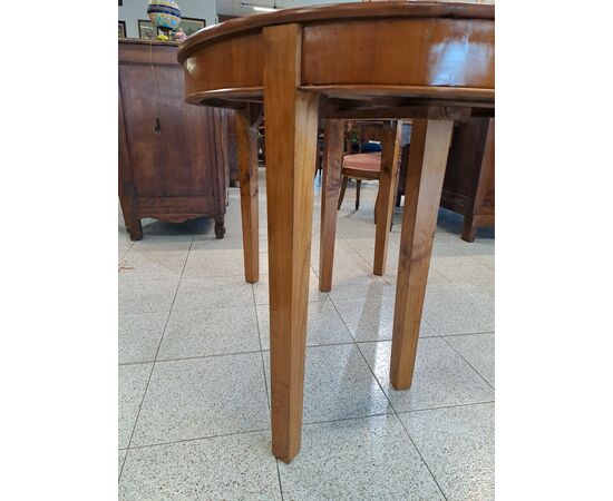 Oval cherry wood table