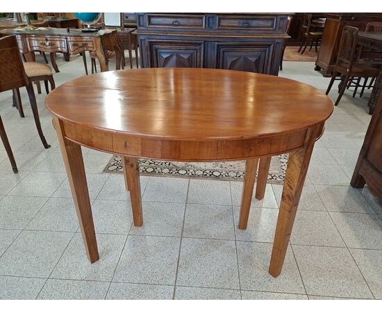 Oval cherry wood table