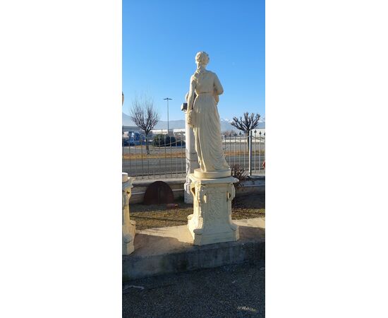 Statue quattro stagioni in ghisa con piedistallo