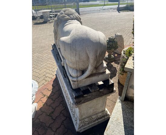 Pair of monumental marble lion statues