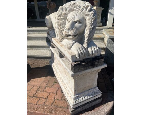 Pair of monumental marble lion statues